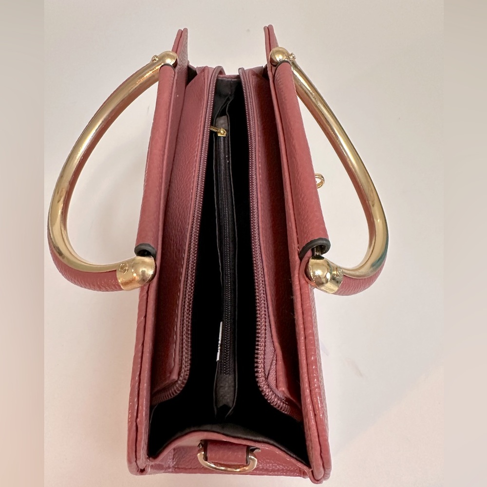 2023 Peach Elegant PU Leather Sling Bag With Deer Charm - Picture 5 of 5